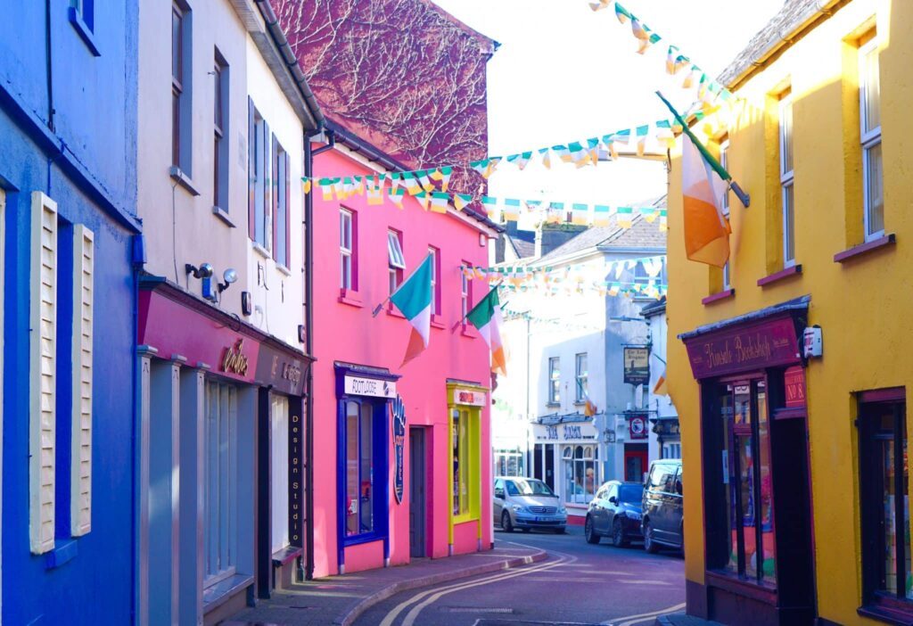 Colorful seaside pubs in Kinsale